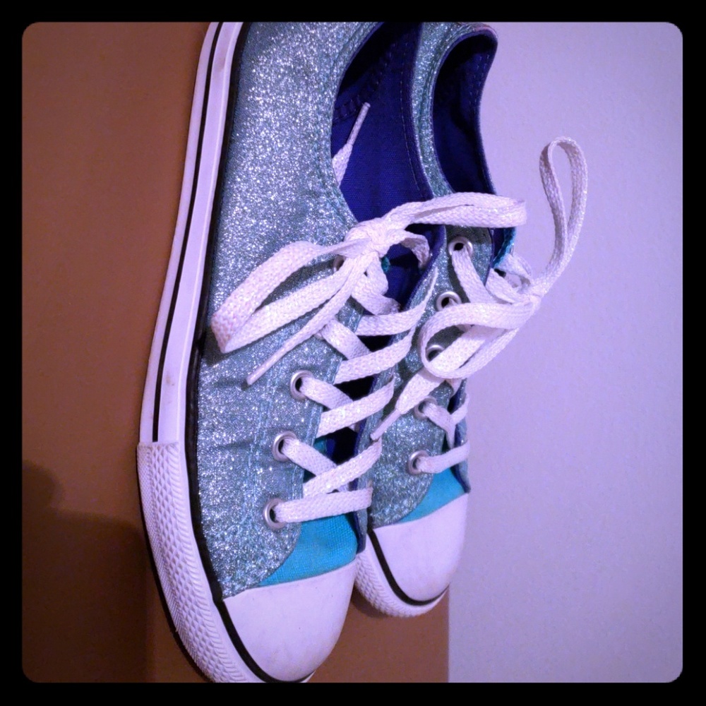 Converse Taylor All-Star Ox Tennis Shoes